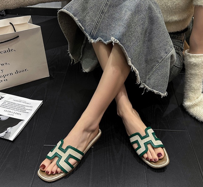 Sandy beach mixed colors summer travel vacation slippers