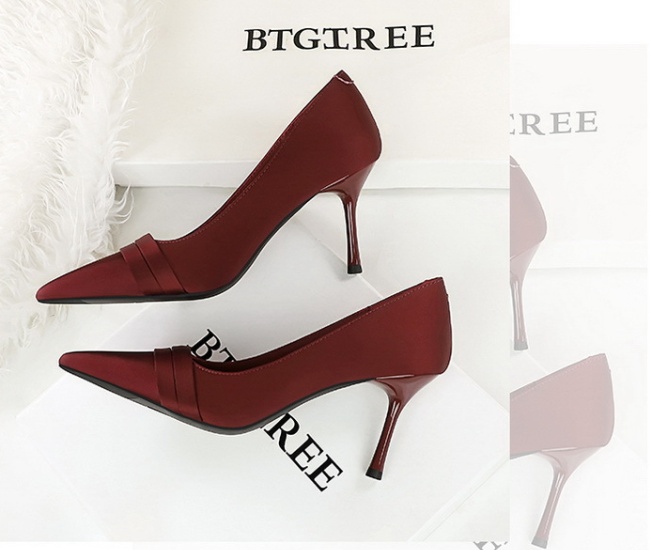 Low pointed lazy shoes European style high-heeled shoes