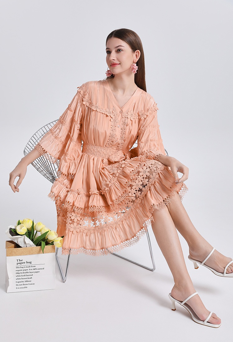 Ladies V-neck France style trumpet sleeves slim dress
