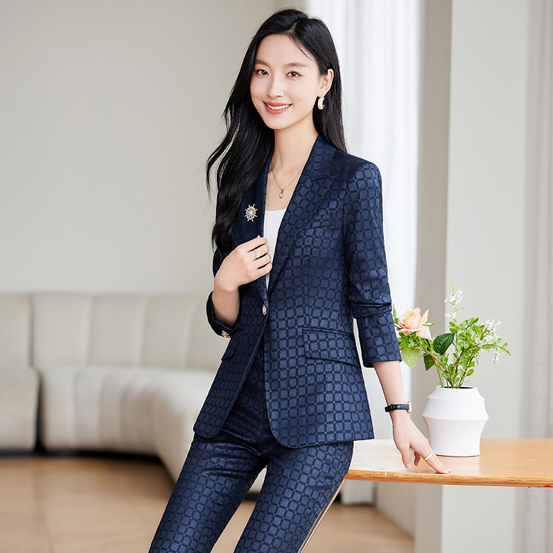 Casual slim fashion business suit a set for women