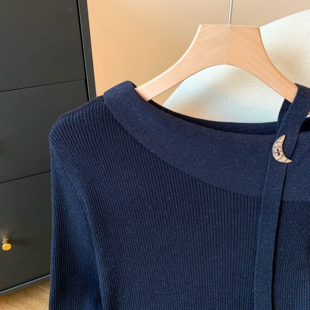 Sloping shoulder slim sweater mixed colors tops