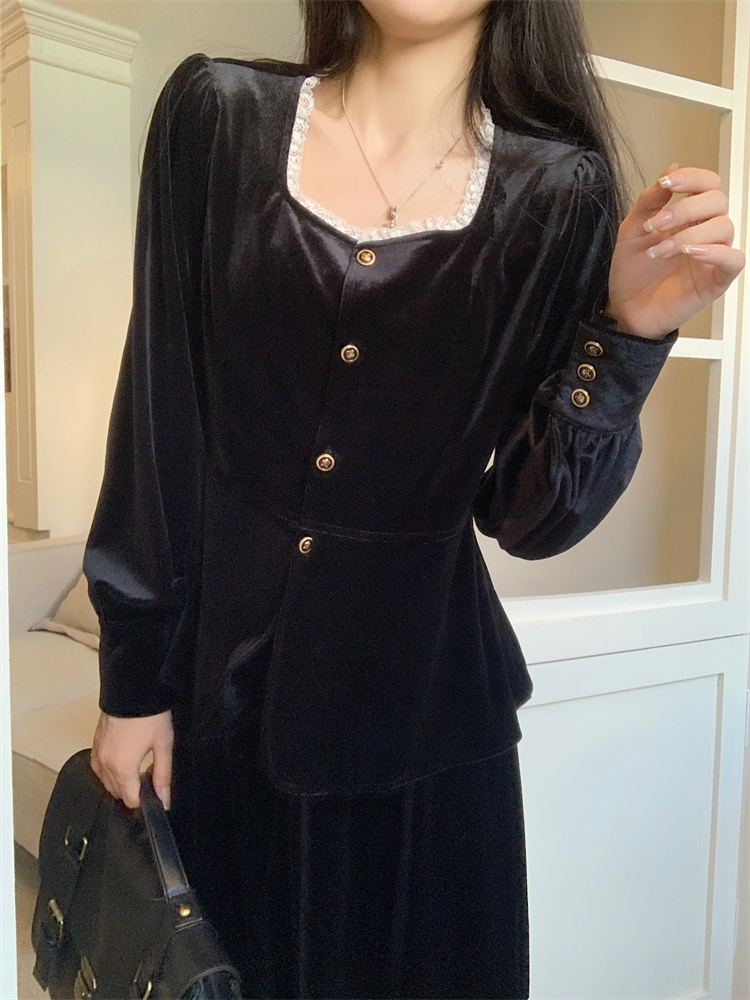 Black France style tops golden velvet skirt