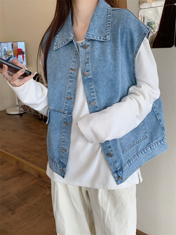 Sleeveless work clothing wears outside cardigan for women