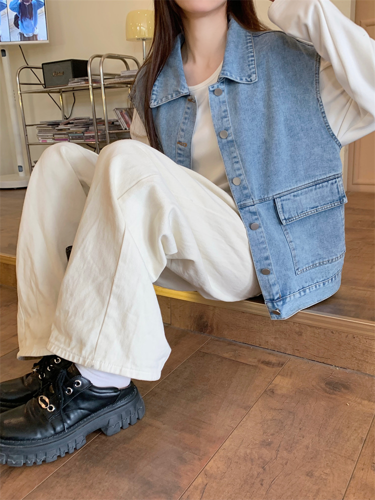 Sleeveless work clothing wears outside cardigan for women