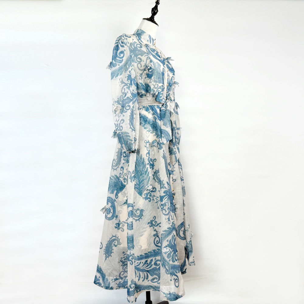 Big skirt long sleeve mood buckle long dress