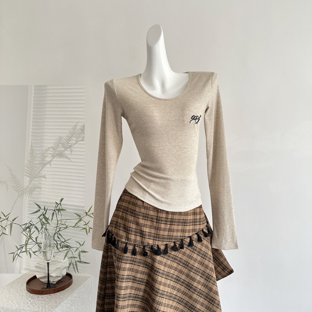 Long sleeve plaid T-shirt tassels skirt a set