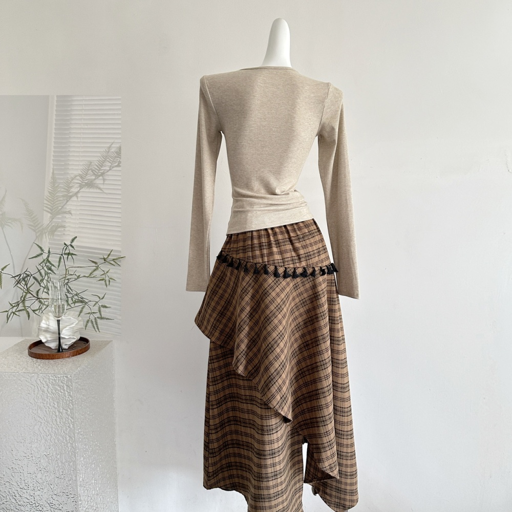Long sleeve plaid T-shirt tassels skirt a set