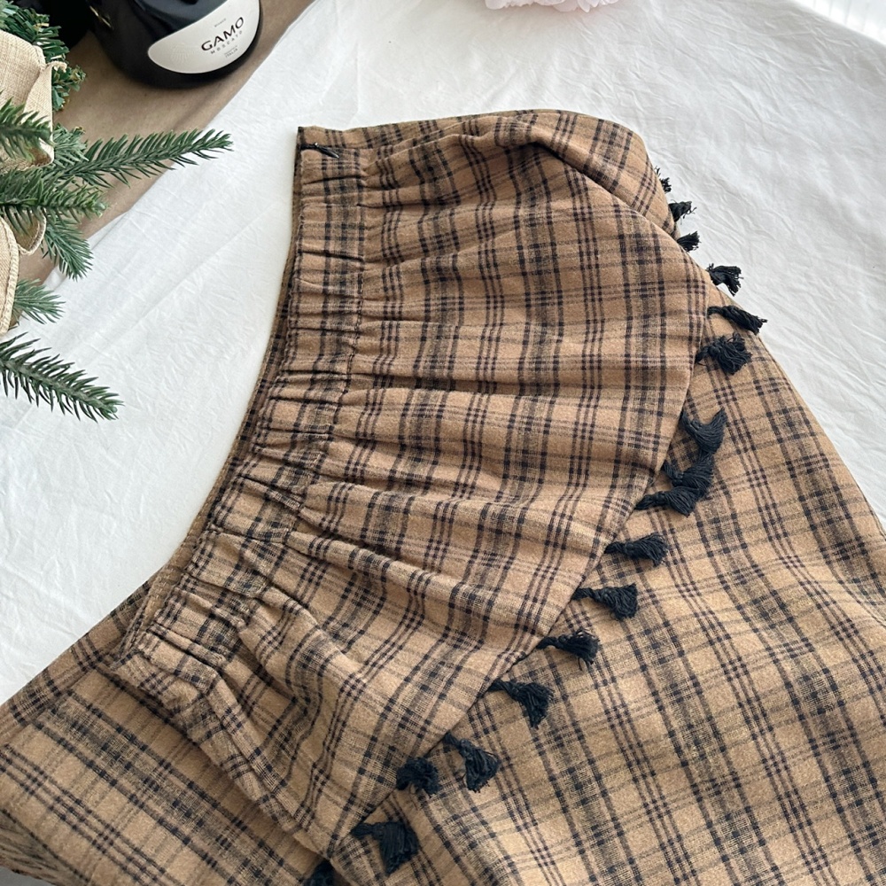 Long sleeve plaid T-shirt tassels skirt a set