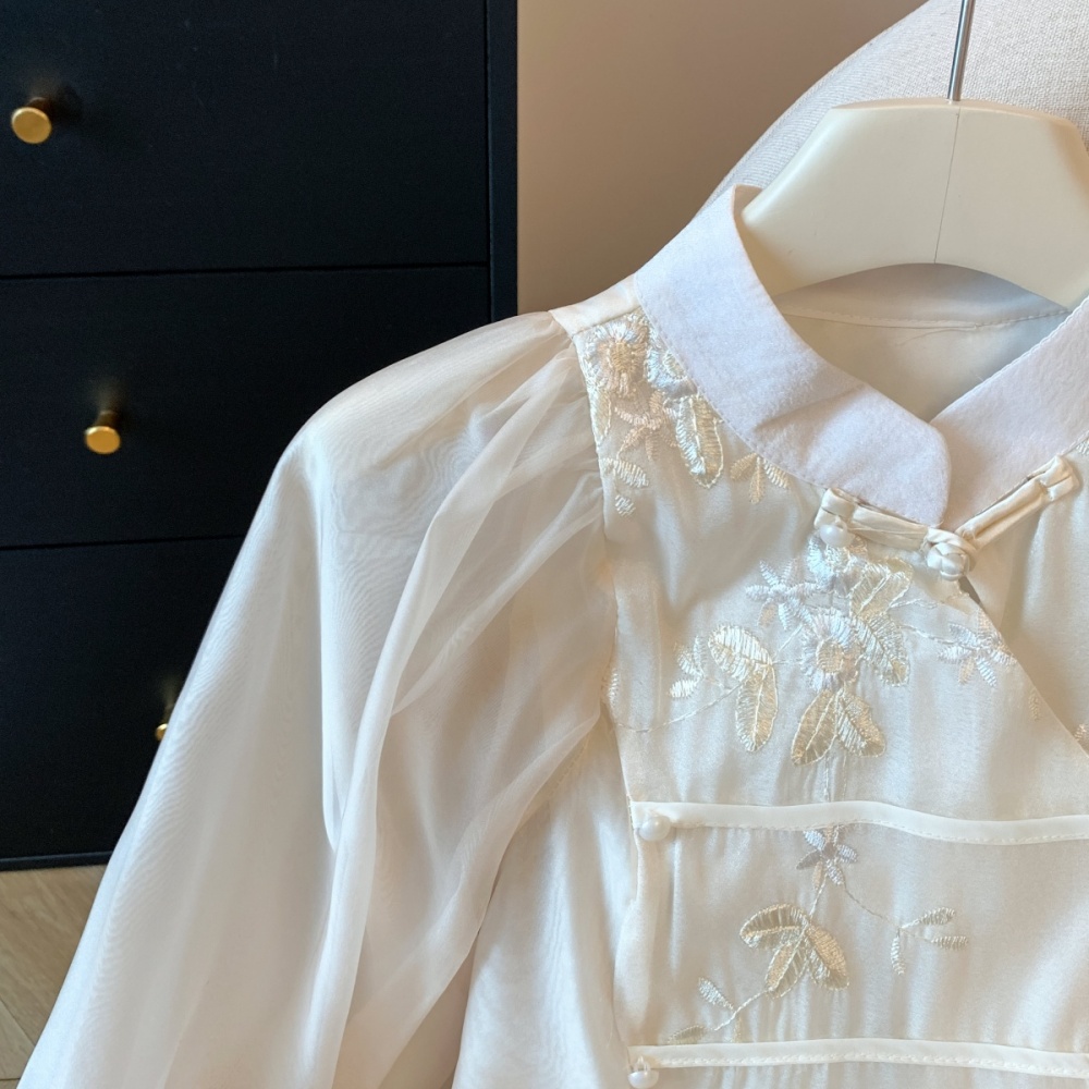 Autumn embroidery shirt niche retro cheongsam