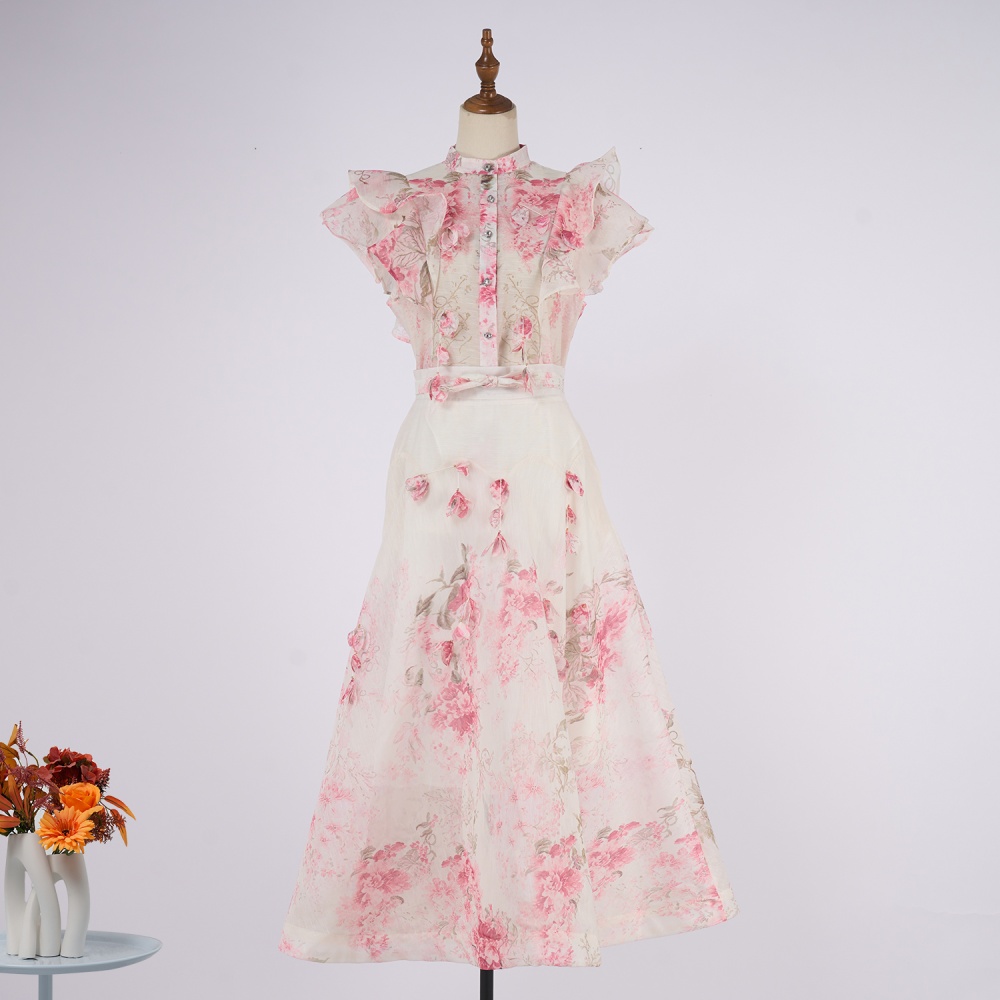 Court style buckle cstand collar long skirt a set