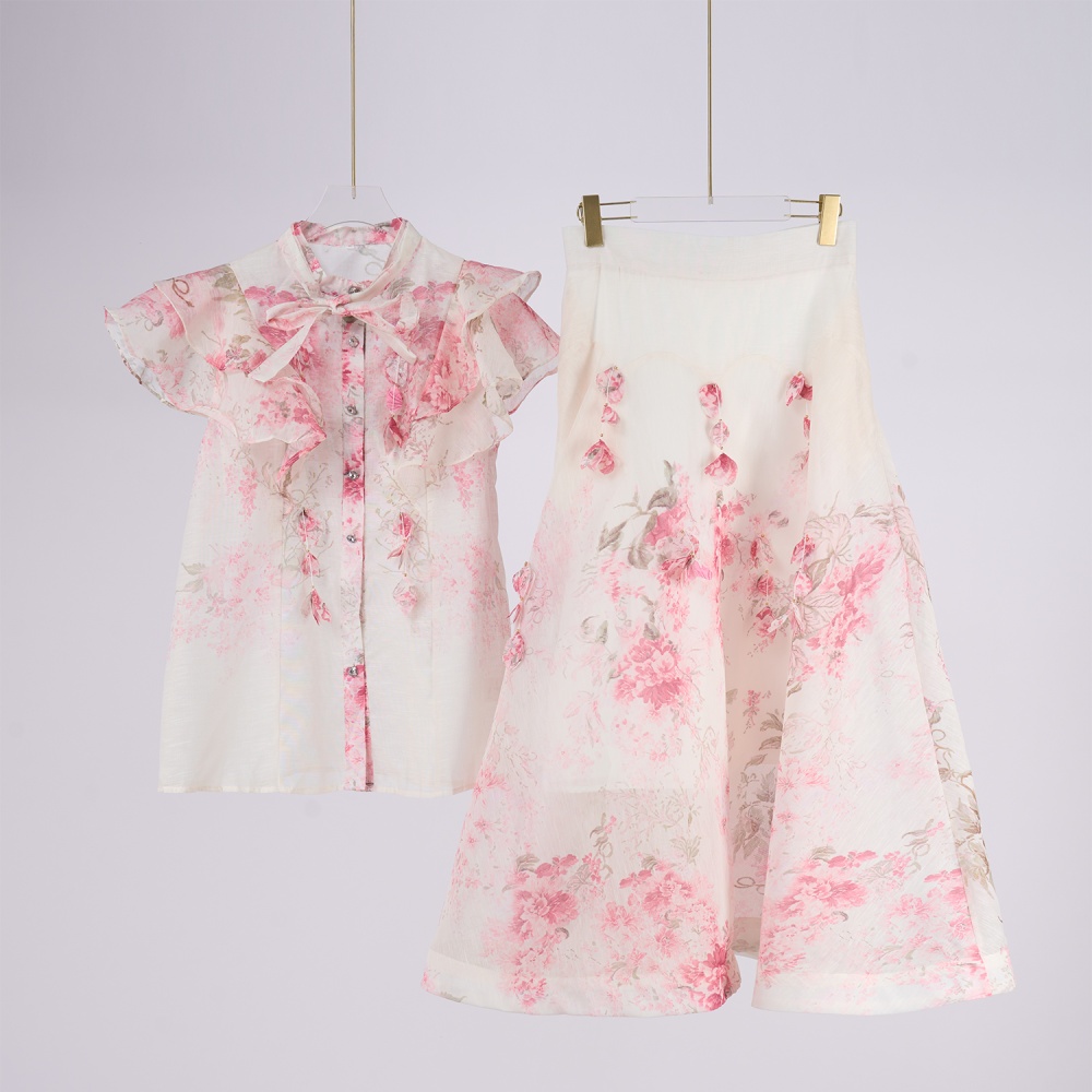 Court style buckle cstand collar long skirt a set
