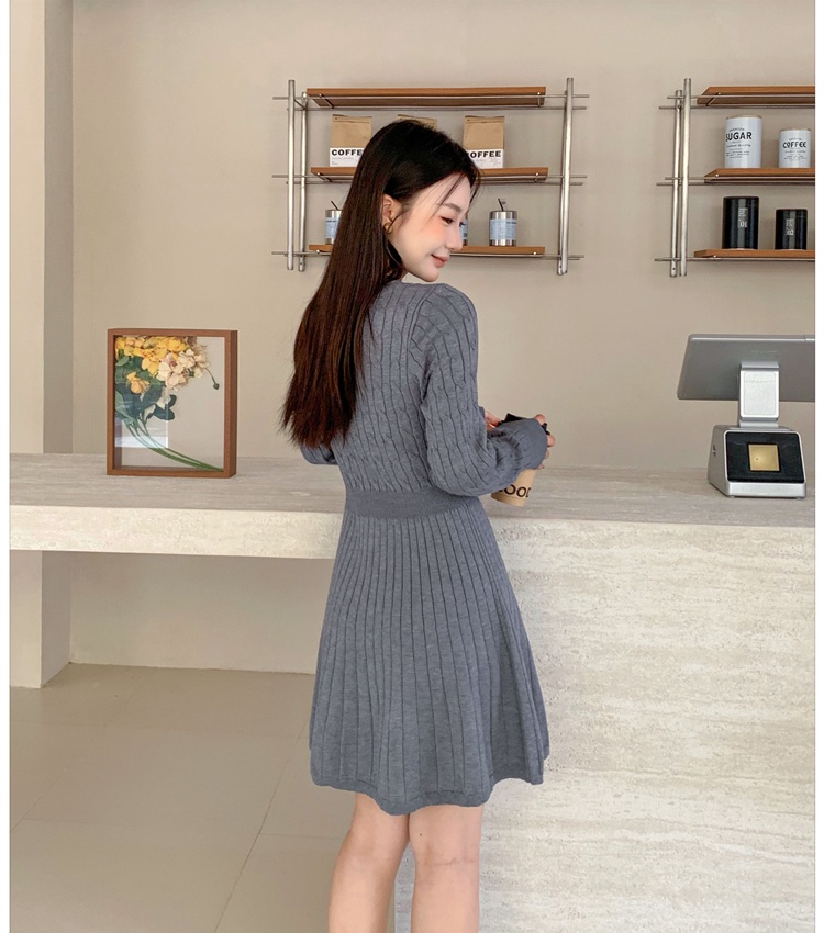 Gray long sleeve dress knitted temperament T-back