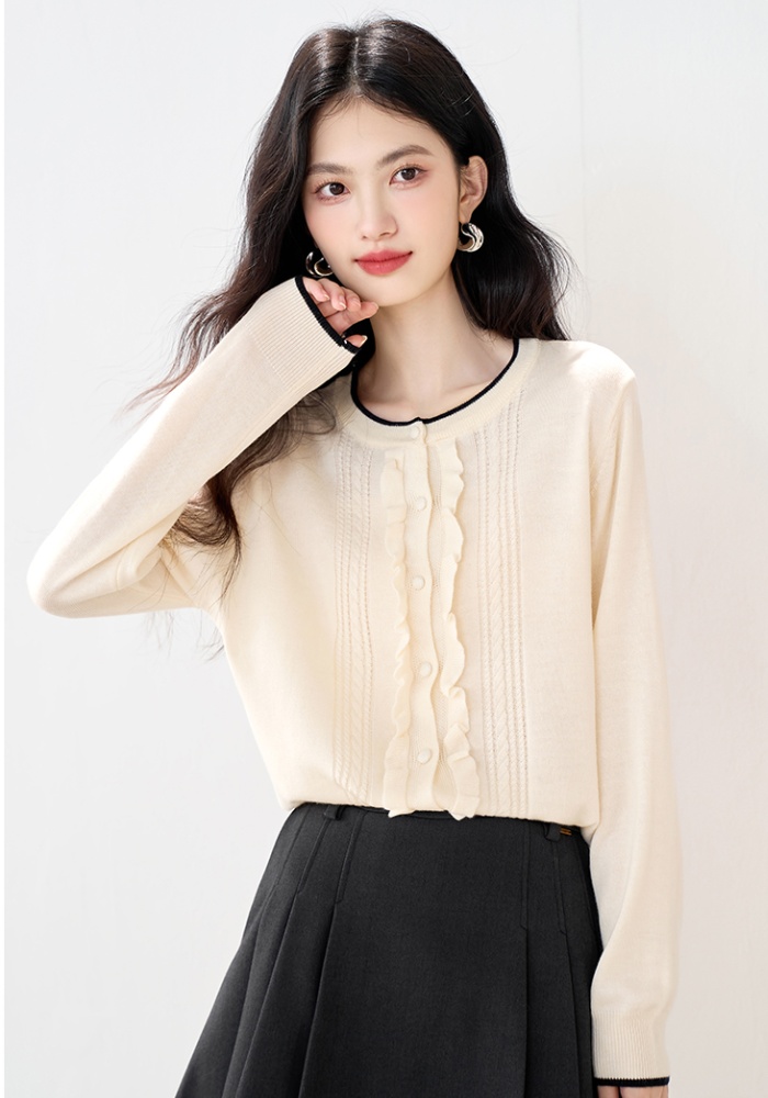 Long sleeve round neck apricot wood ear sweater for women