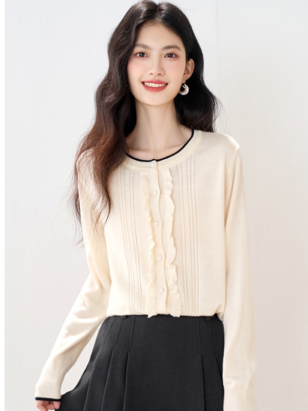 Long sleeve round neck apricot wood ear sweater for women