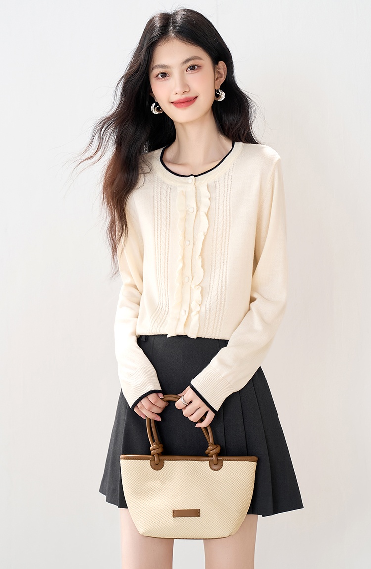 Long sleeve round neck apricot wood ear sweater for women