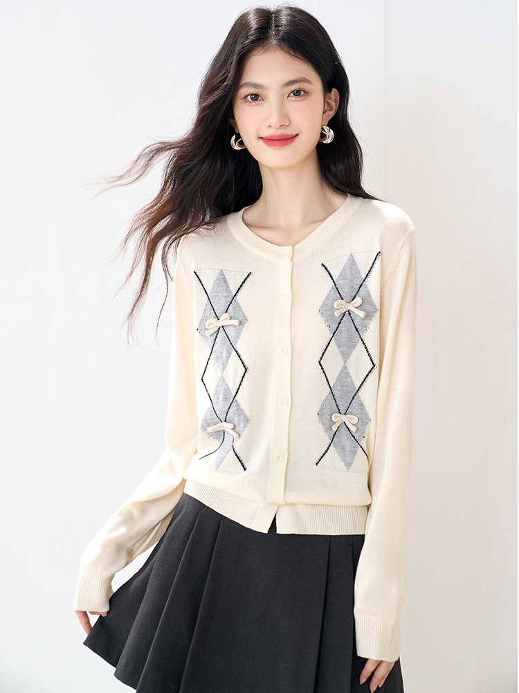 Autumn knitted long sleeve cardigan show young sweet tops for women