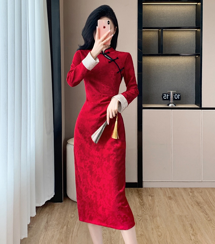 Retro Chinese style cheongsam red temperament dress
