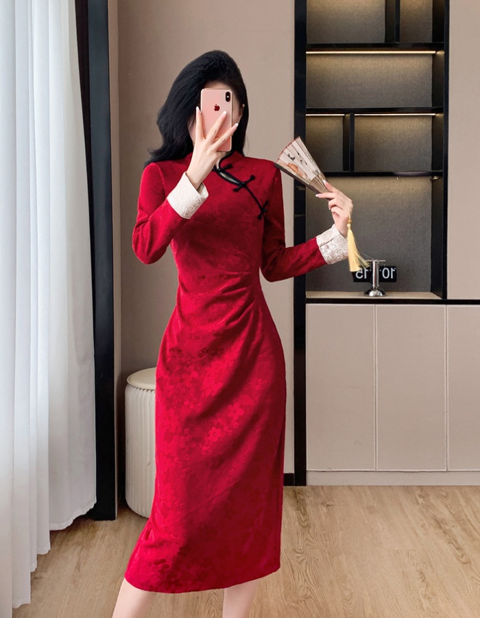 Retro Chinese style cheongsam red temperament dress