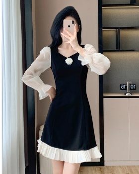 Corsage splice square collar autumn and winter dress