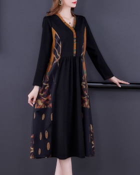 Temperament long dress Cover belly dress