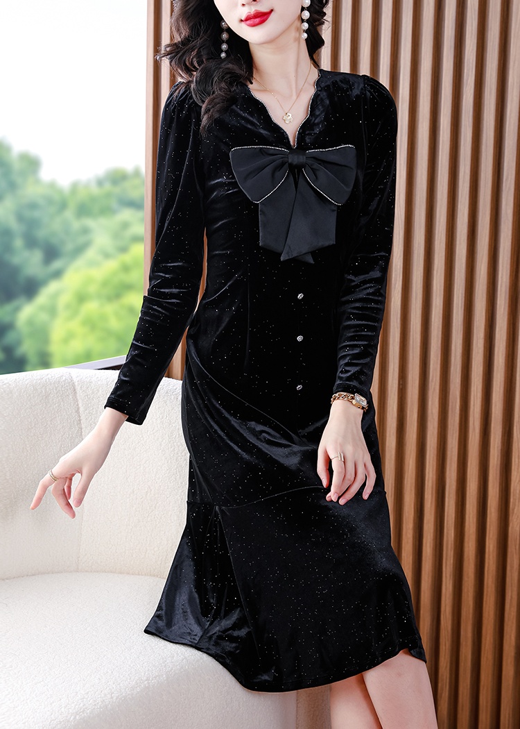 Long sleeve temperament velvet bow dress for women
