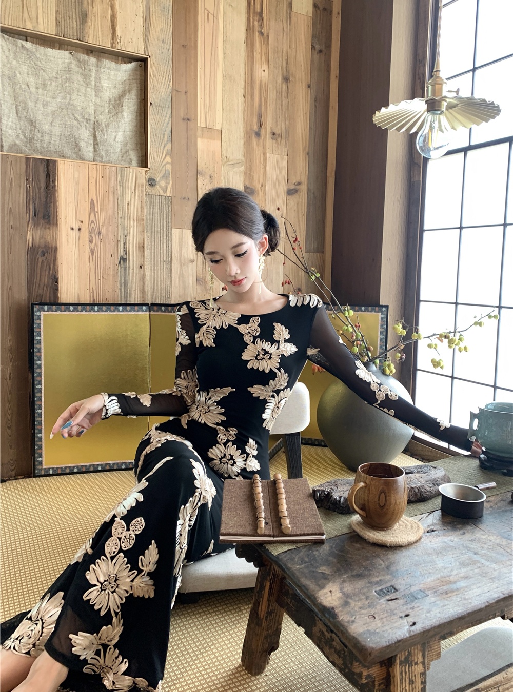 Enticement gauze long dress embroidered black dress