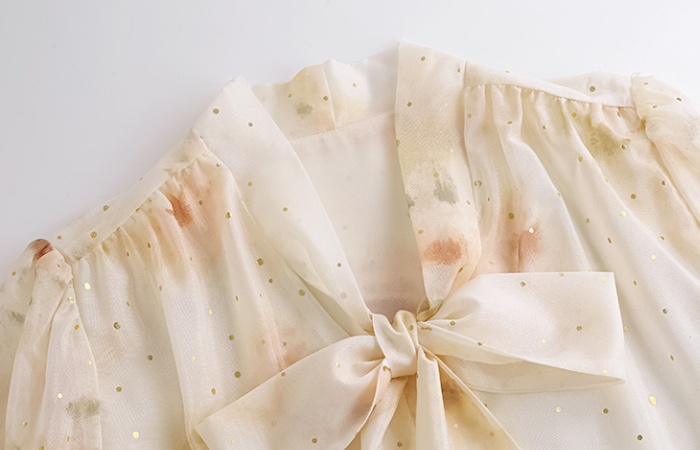 Streamer bow tops bronzing shirt for women
