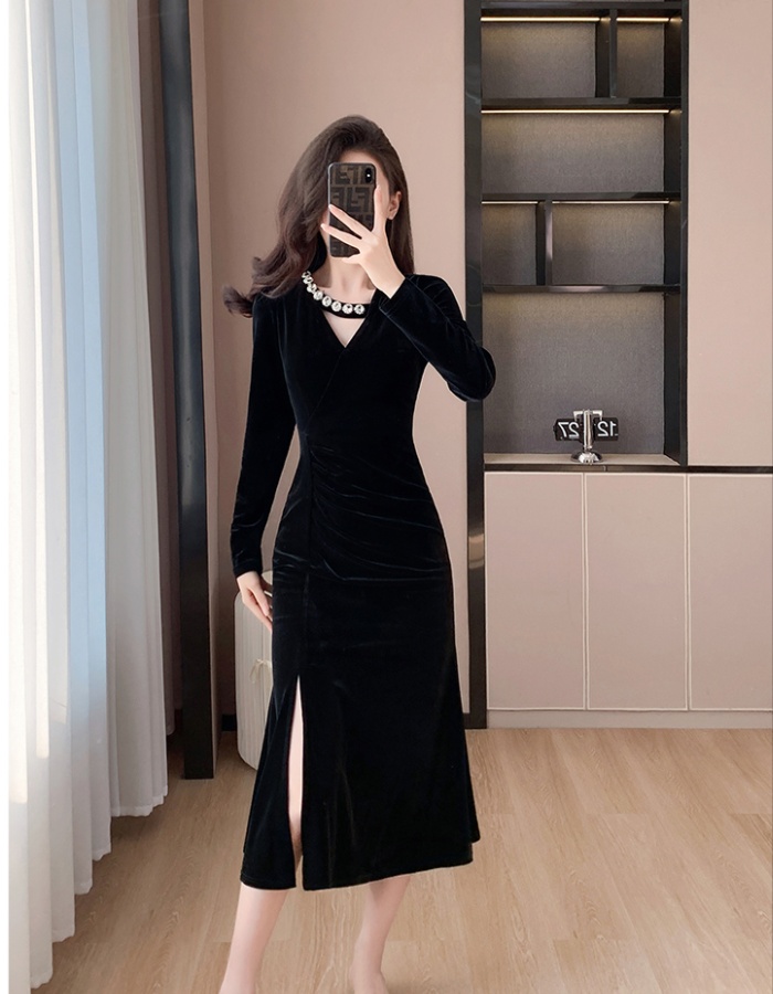 Split V-neck halter beading velvet slim fashion dress