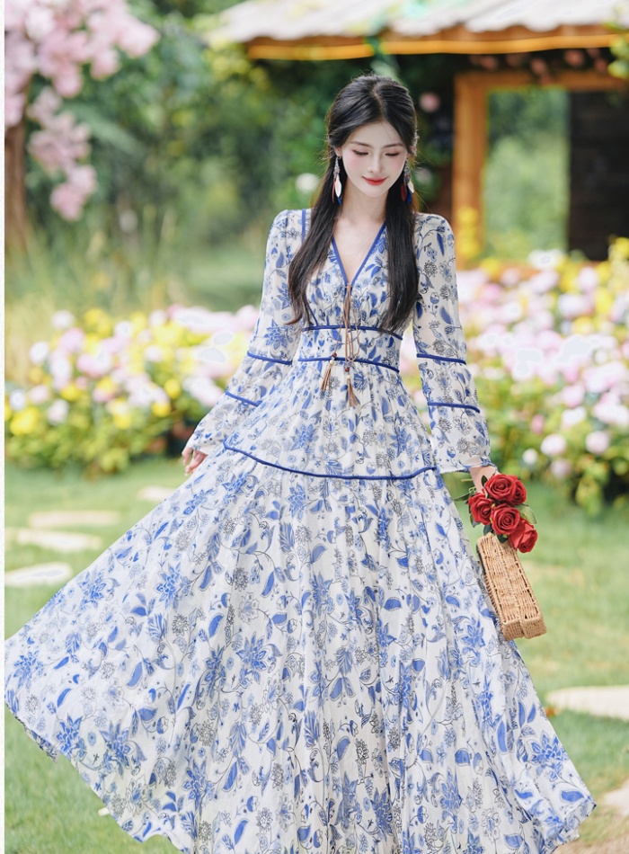 Vacation long sleeve blue and white porcelain dress