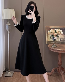 Generous light luxury temperament simple dress