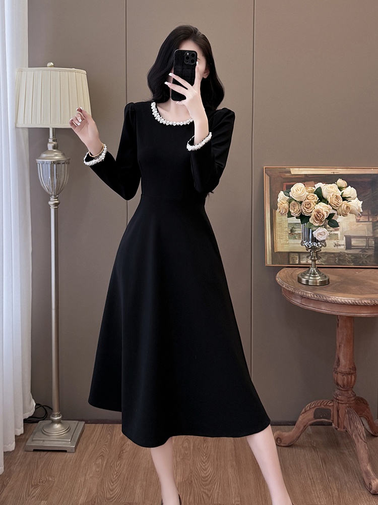 Generous light luxury temperament simple dress