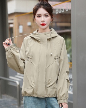 Show young Western style coat hooded fashion tops