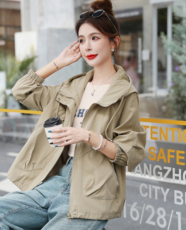 Show young Western style coat hooded fashion tops