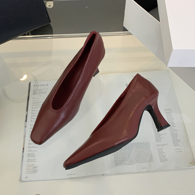 Low high-heeled shoes small square head shoes for women
