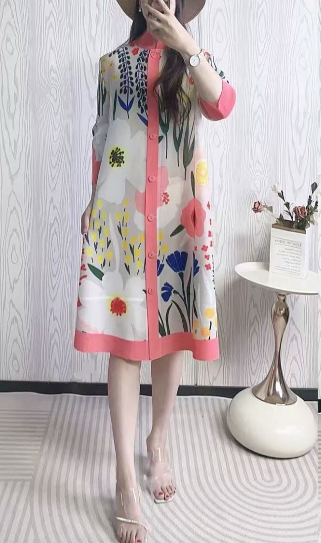 Slim nine points sleeve dress Pleats Please straight hair