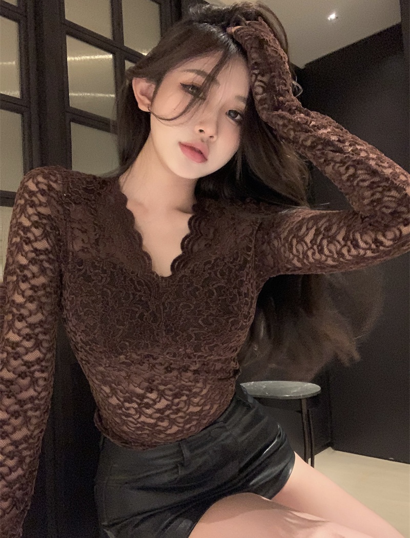 Sexy V-neck bottoming temperament retro lace shirts