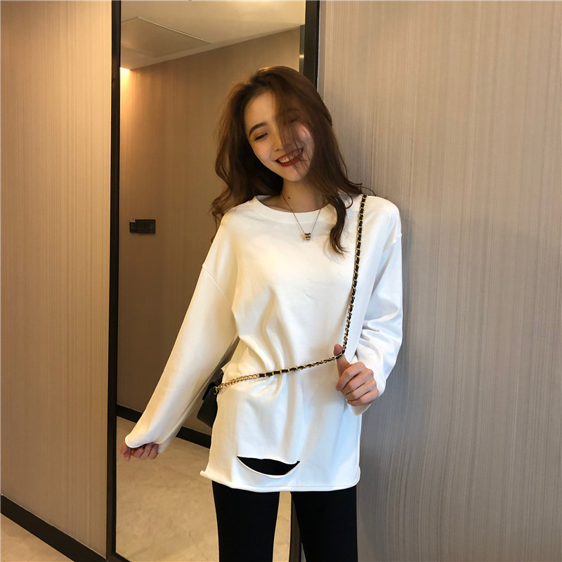 White loose bottoming shirt holes long sleeve T-shirt