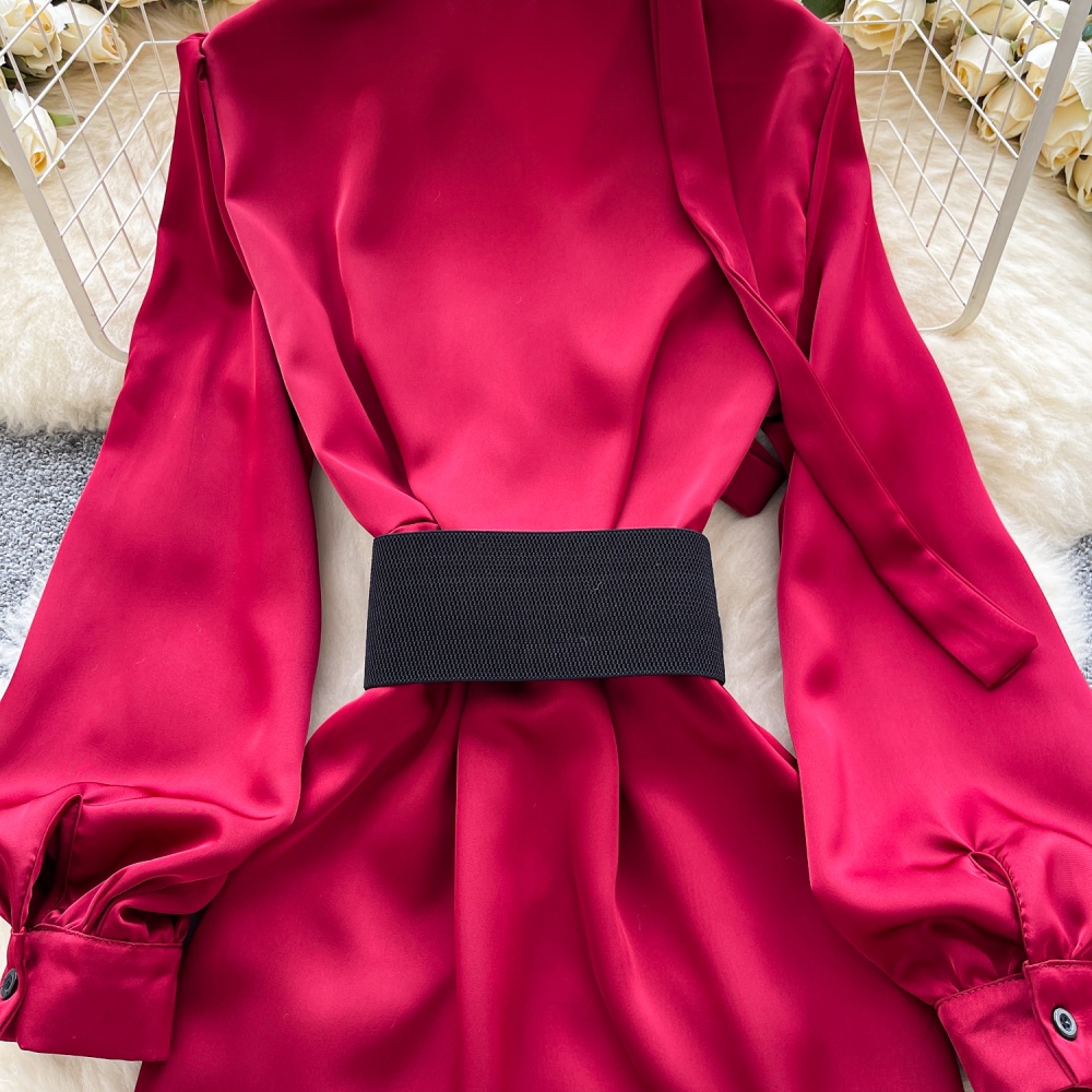 Light luxury satin belt V-neck streamer T-back for women