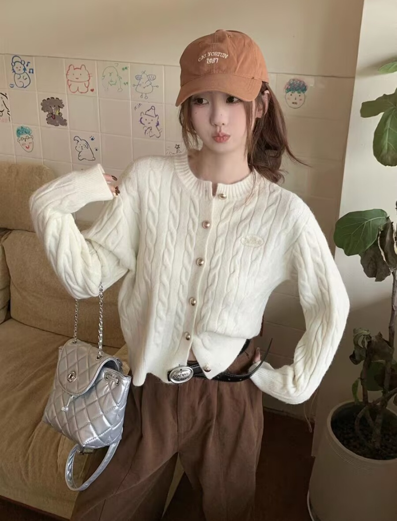 Korean style knitted sweater twist autumn coat for women