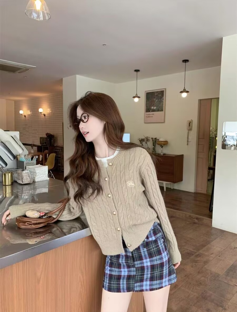 Korean style knitted sweater twist autumn coat for women