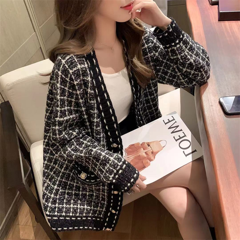 Korean style lazy cardigan wears outside coat for women