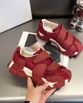 Breathable clunky sneaker Casual Sports shoes for women
