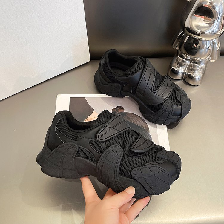 Breathable clunky sneaker Casual Sports shoes for women