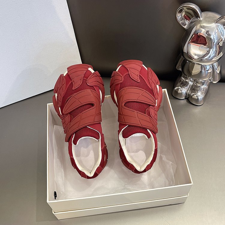 Breathable clunky sneaker Casual Sports shoes for women
