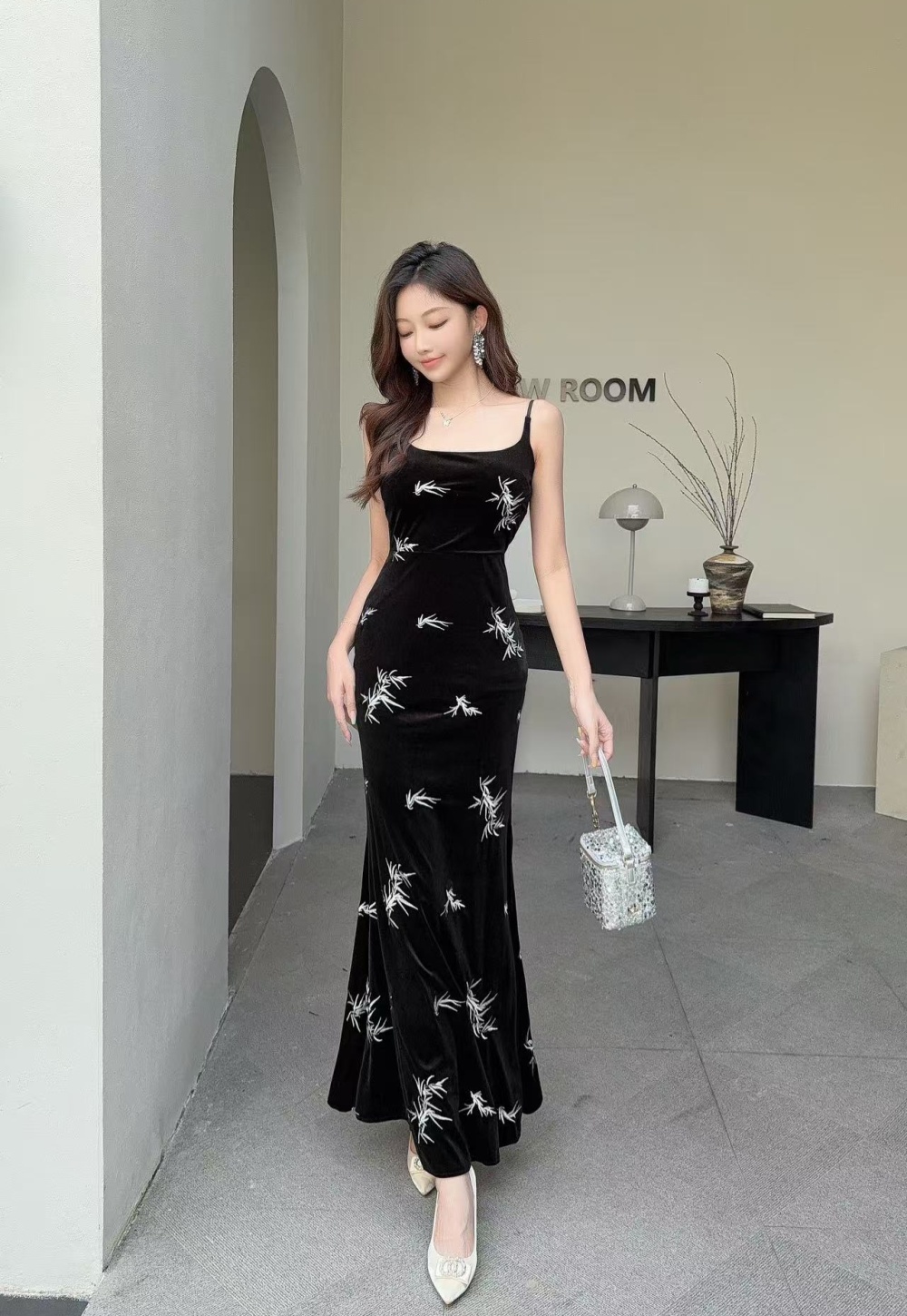 Velvet slim mermaid splice tender embroidery dress