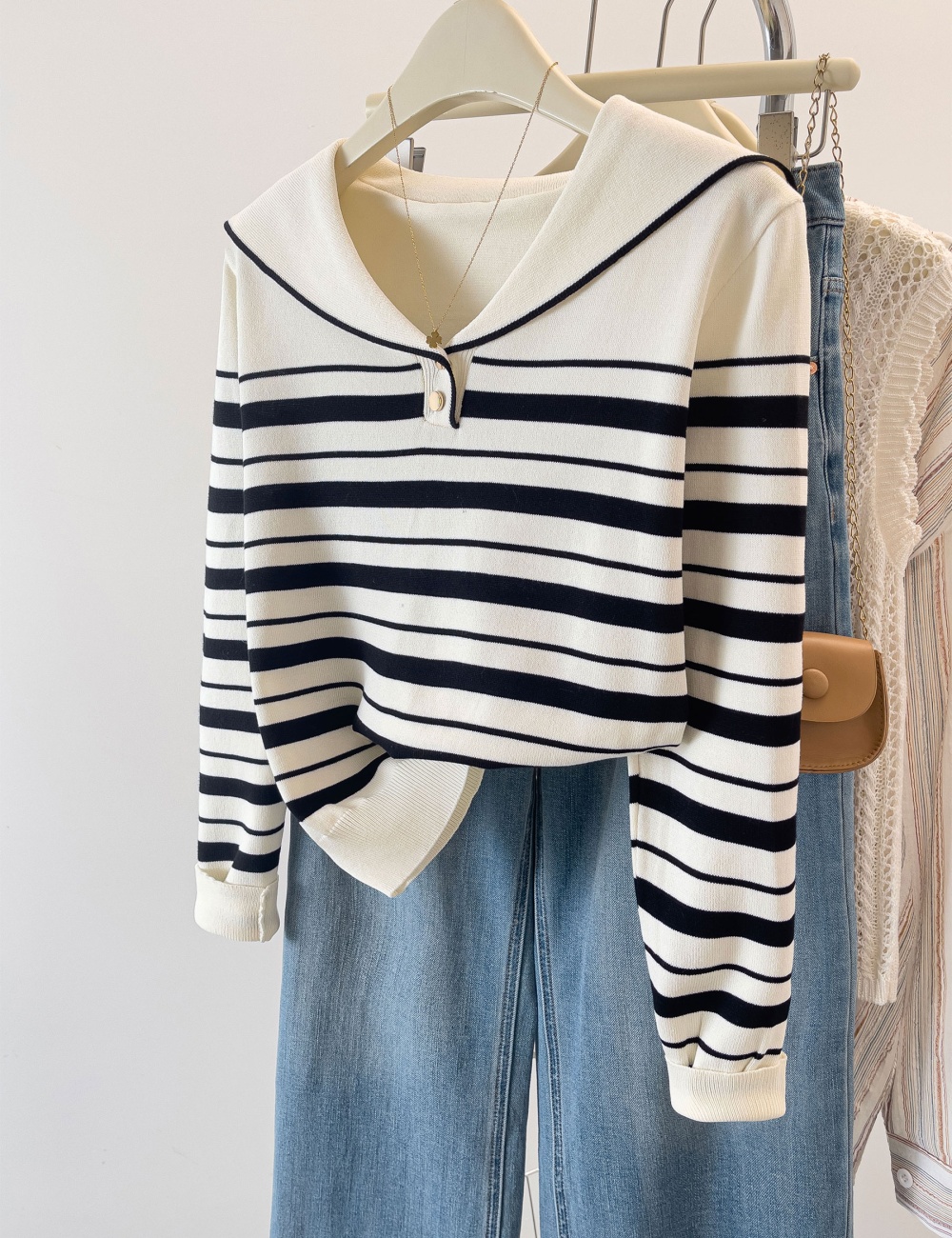 Navy collar tops autumn and winter sweater