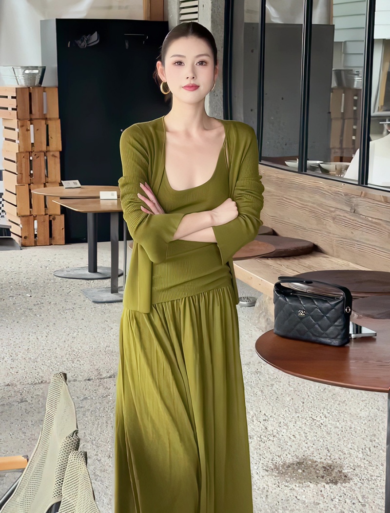 Knitted green cardigan slim skirt 3pcs set for women