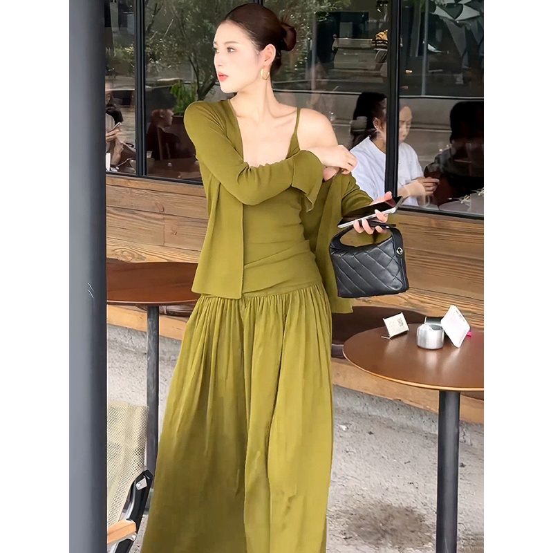 Knitted green cardigan slim skirt 3pcs set for women