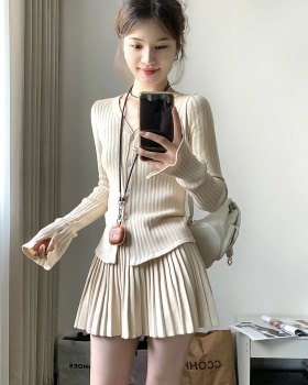 Khaki skirt slim sweater 2pcs set for women