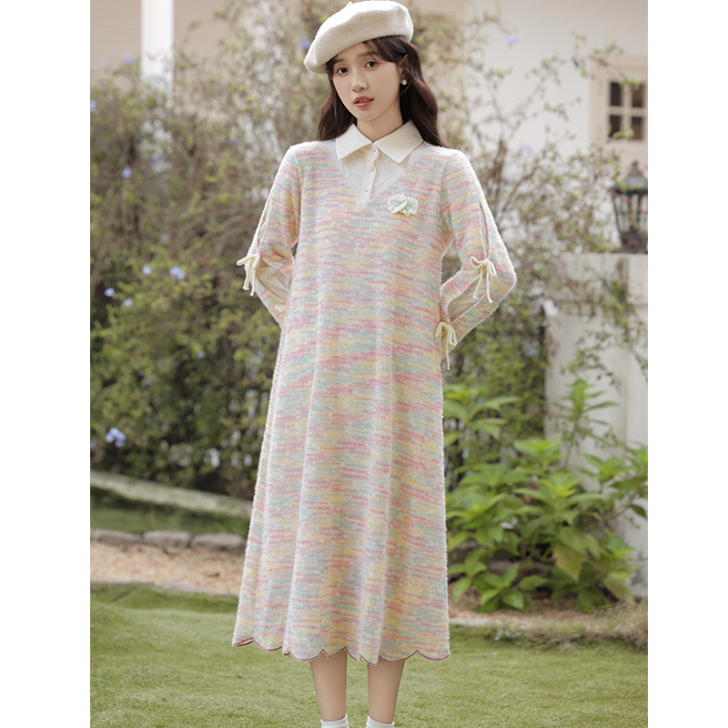 Petal knitted temperament Pseudo-two colors sweet dress